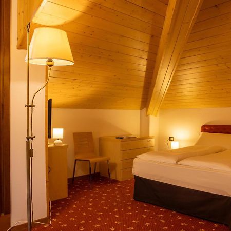 Hotel Lido Pieve Di Ledro Extérieur photo