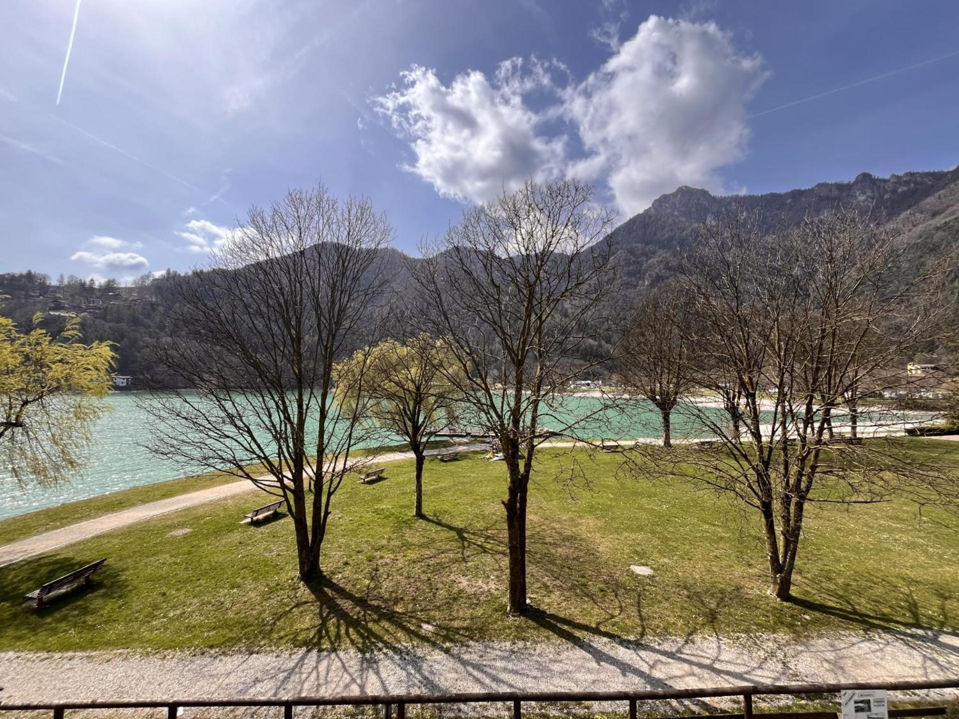 Hotel Lido Pieve Di Ledro Extérieur photo